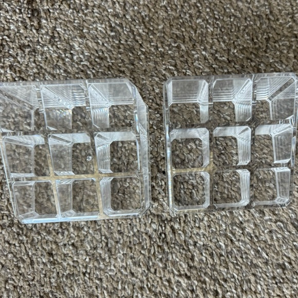acrylic 9-slot lipstick organizer (set of 2) - Picture 3 of 4